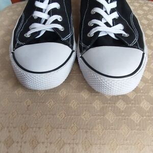 Airwalk Black Hightop Sneakers Size 14